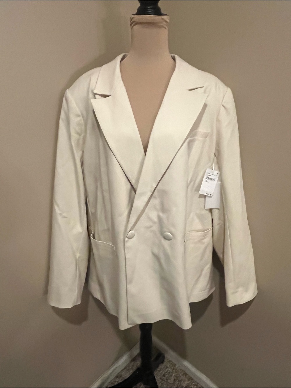 Good American Cream Satiny Double-Breasted Tuxedo Blazer, size XXL (GA size 5)